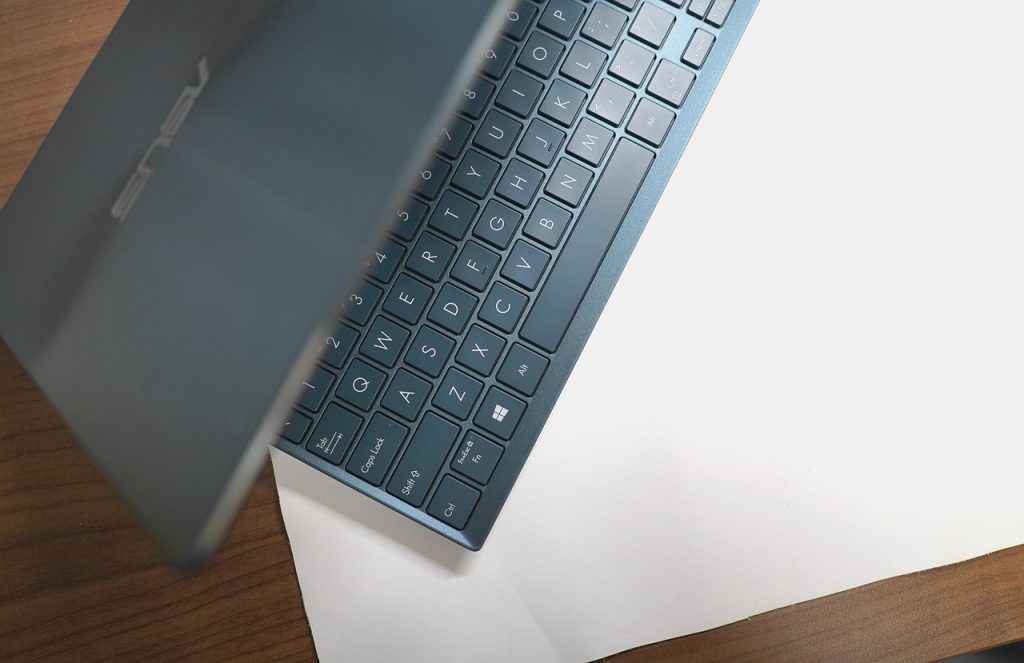 laptop-6597992_1280