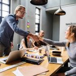 Développement web externalisé : quels avantages pour une agence web ?